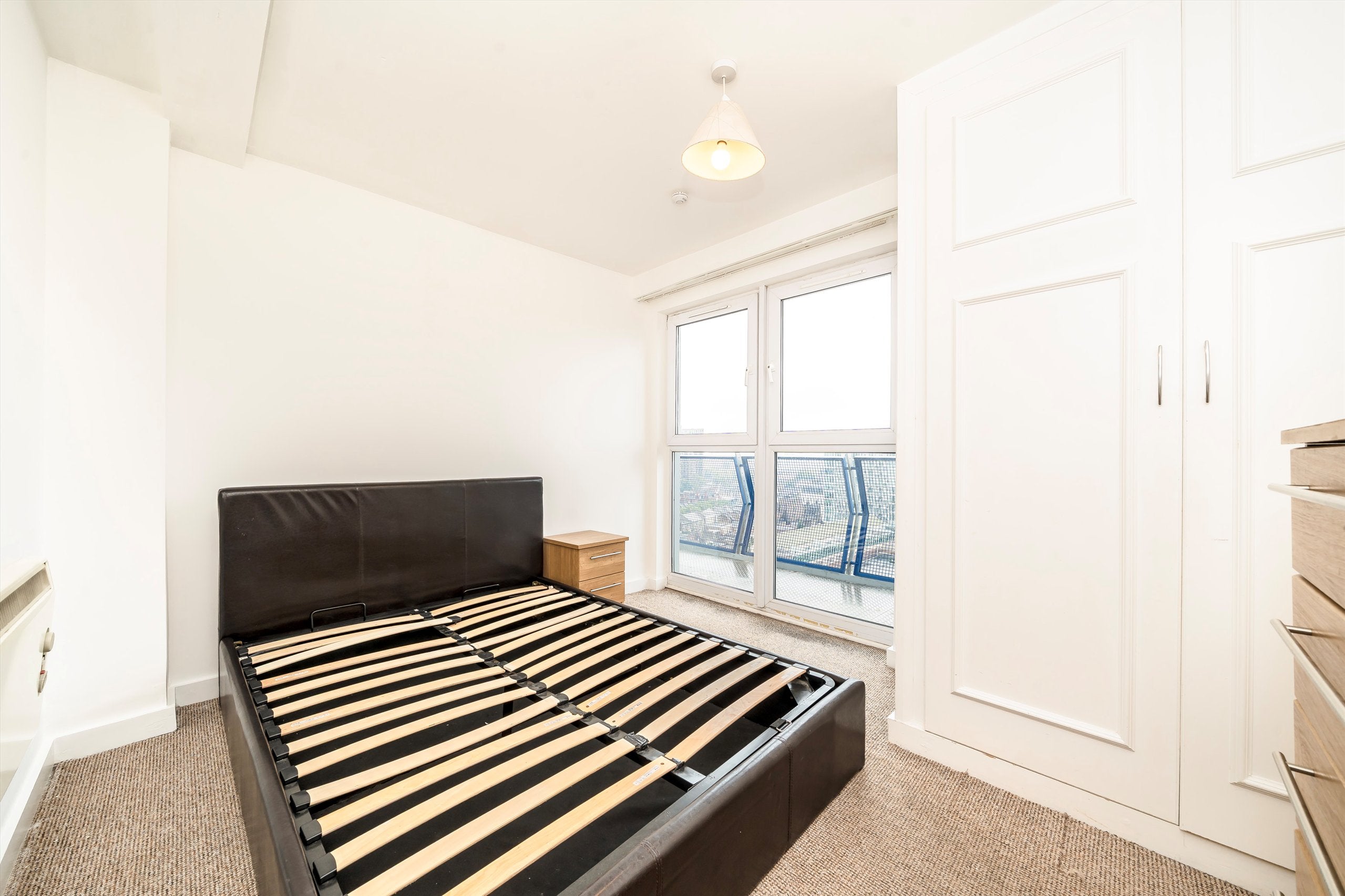 Flat Calderwood Street in Greater London