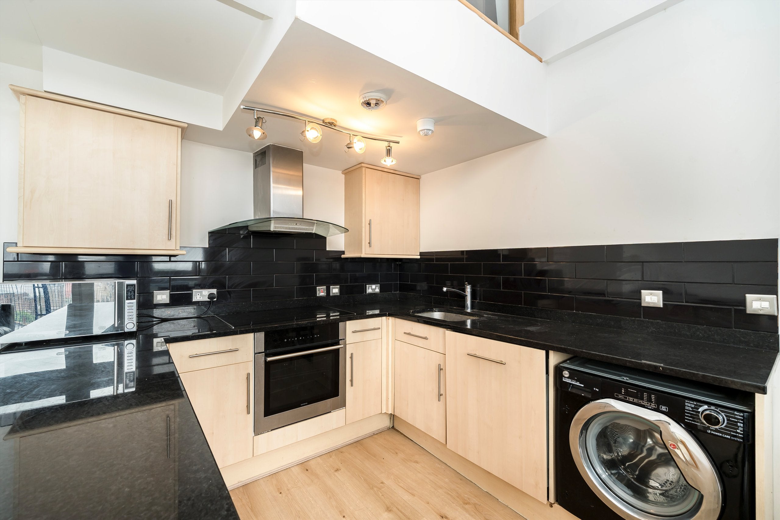 Flat Calderwood Street in Greater London