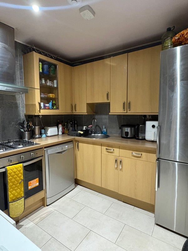 Room Kilmarsh Road in Greater London