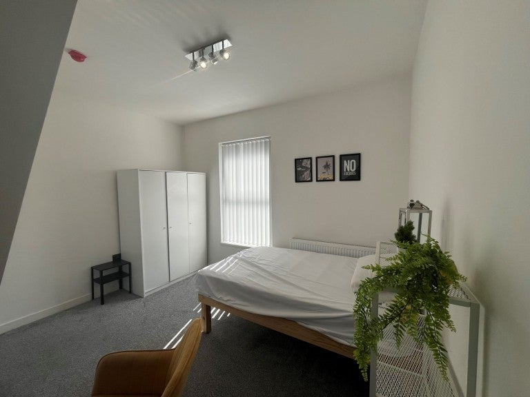 Room Pitt Street in Stockport