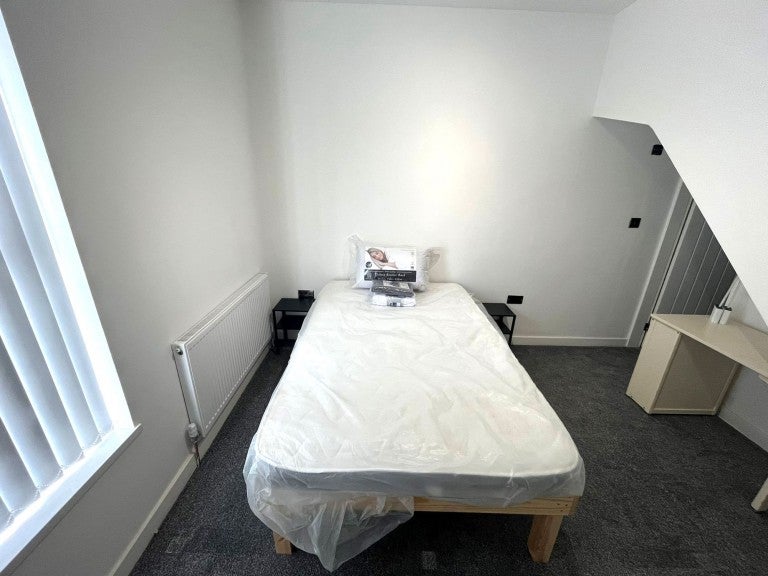 Room Pitt Street in Stockport