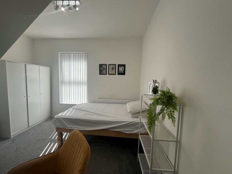 Room Pitt Street in Stockport