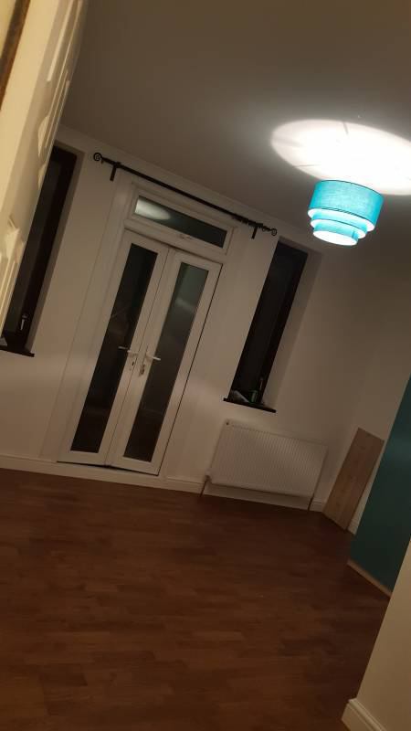 Room Coll's Road in Greater London