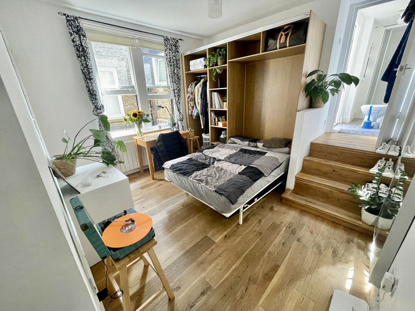 Flat Porchester Road in City of Westminster