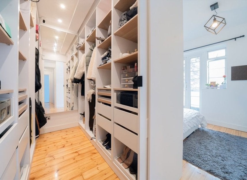 Flat Edith Villas in Greater London