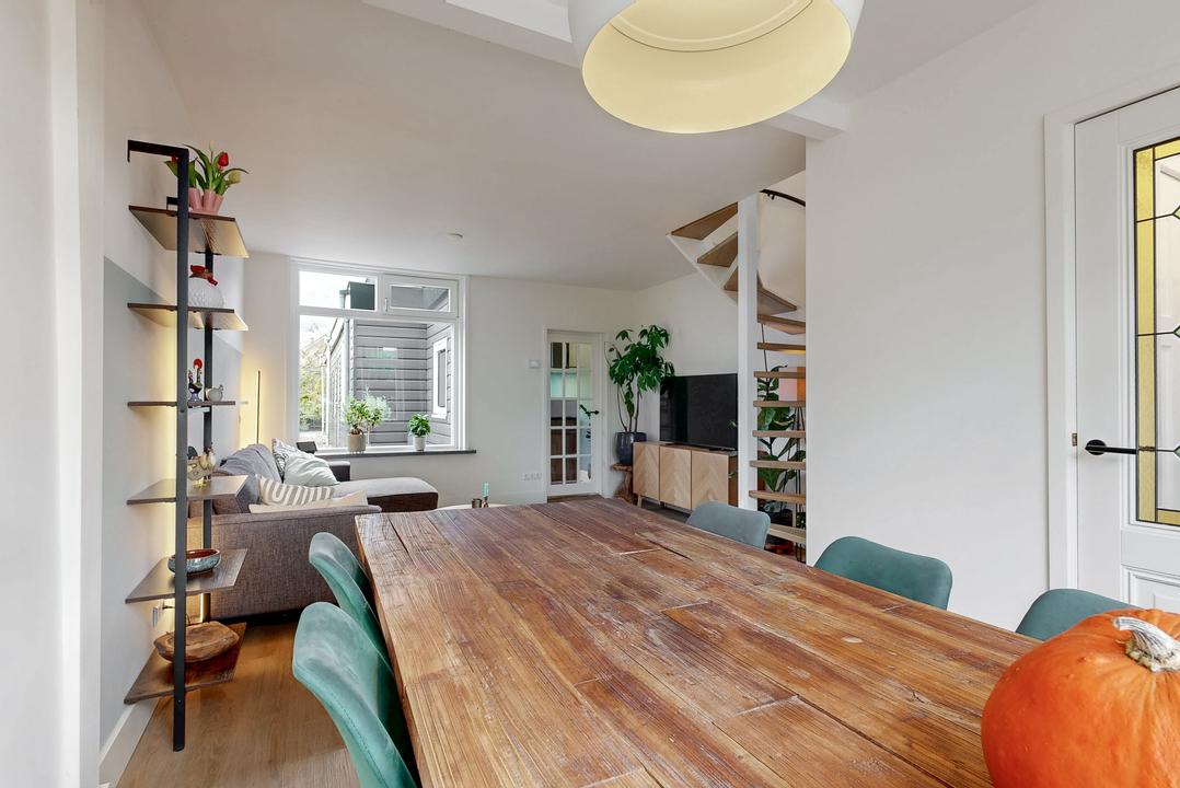 Tussenwoning te koop: Driehoekslaan 10, Maarssen