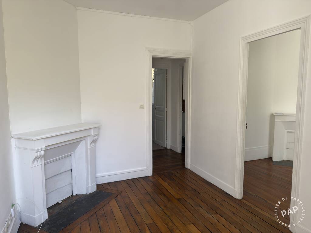 Flat Place Fadwa Touqan in Ivry-sur-Seine