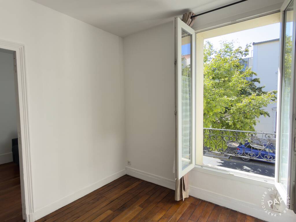 Flat Place Fadwa Touqan in Ivry-sur-Seine