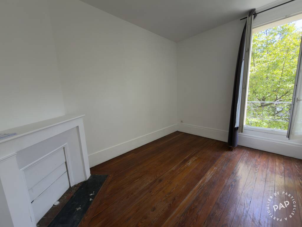 Flat Place Fadwa Touqan in Ivry-sur-Seine