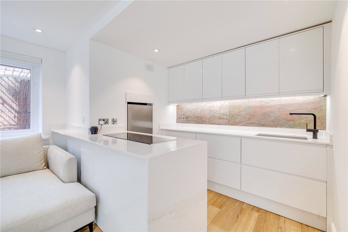Flat Chipstead Street in Greater London