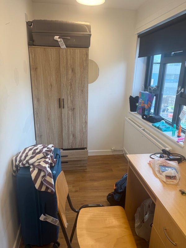 Room Marker Way in Greater London