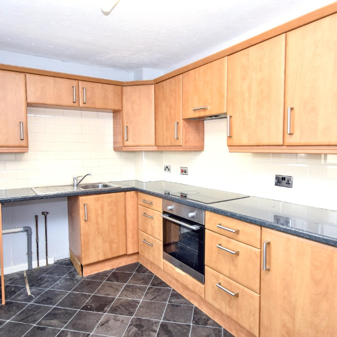 House Cathkin Place in Kilwinning
