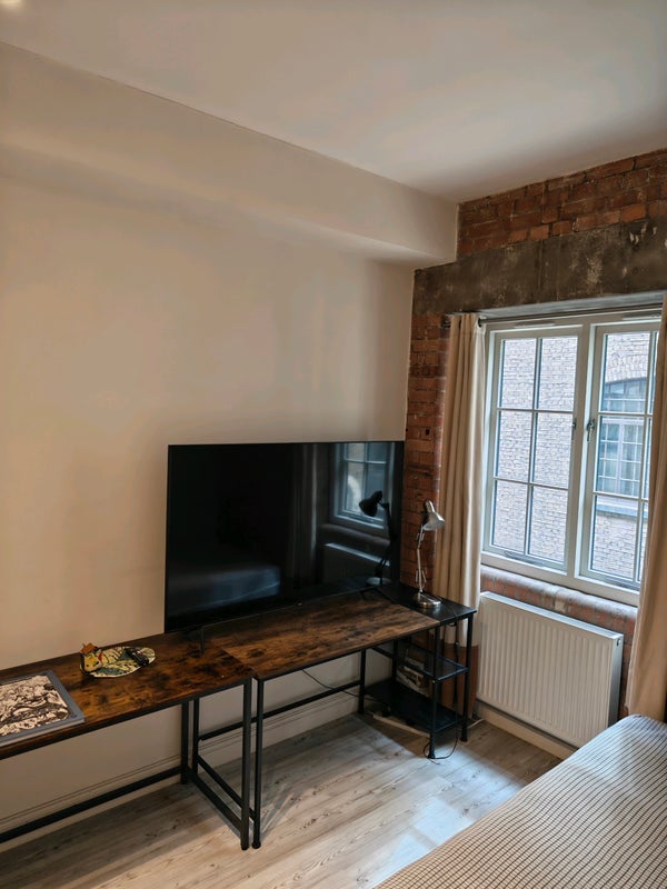 Room The Highway in Greater London