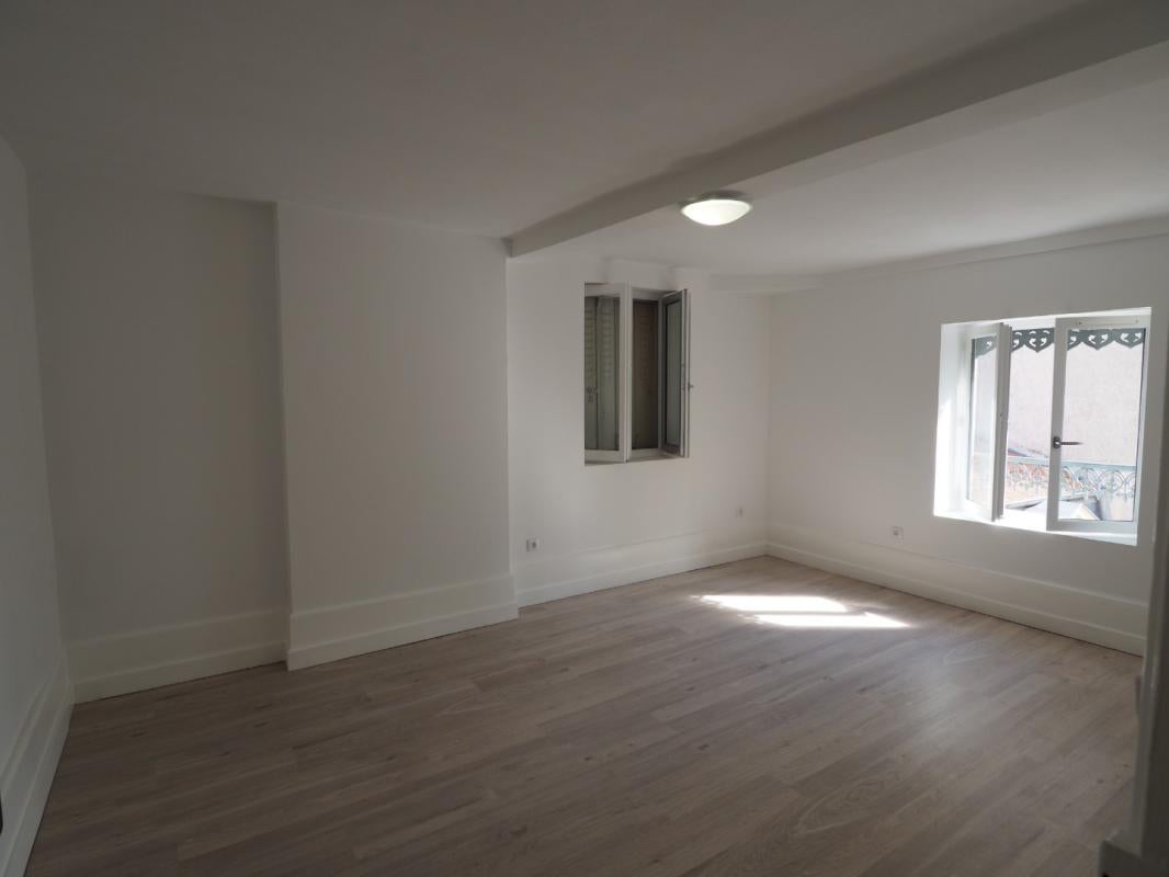 Appartement Place Dumas de Loire à Lyon