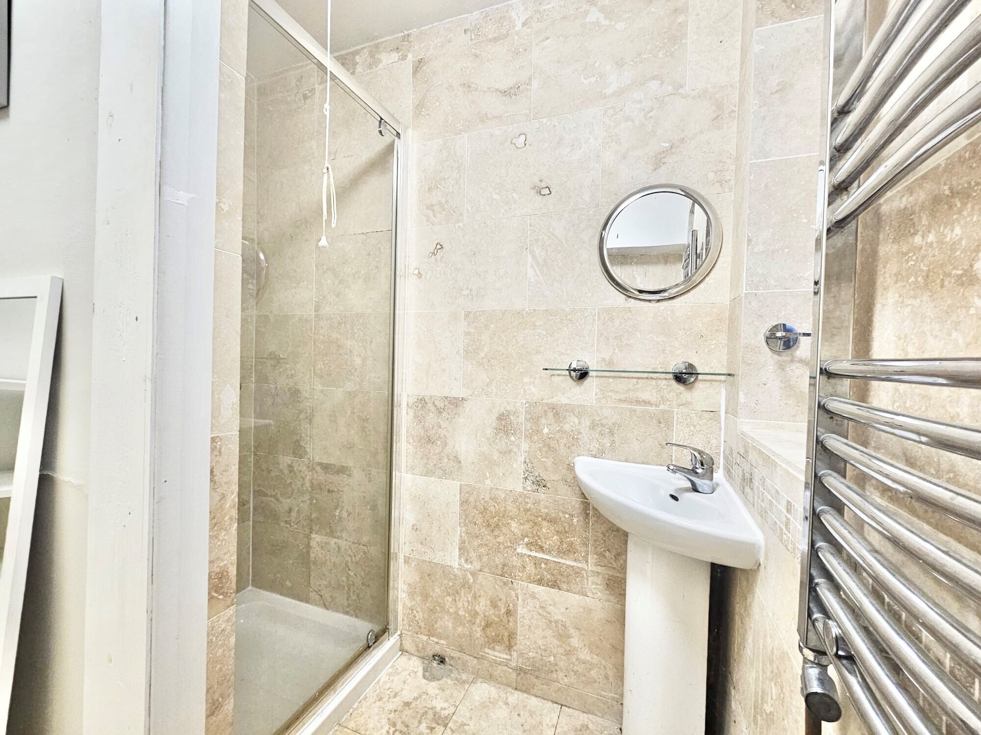 Flat Aldrington Road in Greater London