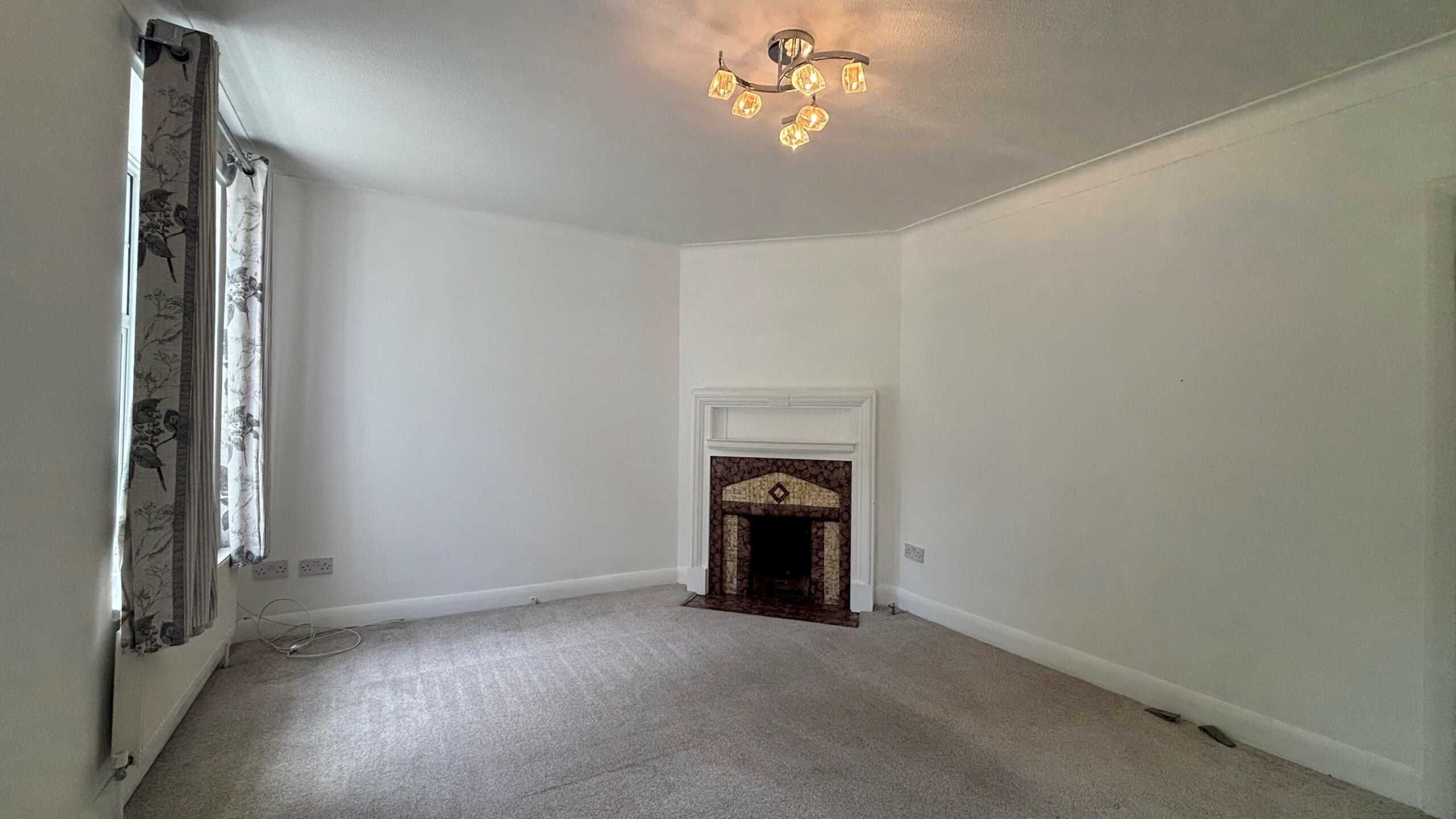 Flat The Green in Greater London