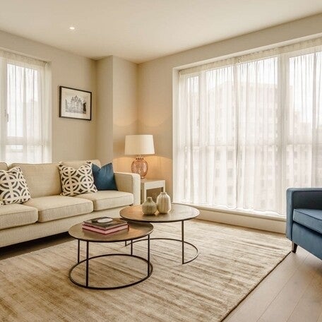 Flat Westferry Circus in Greater London