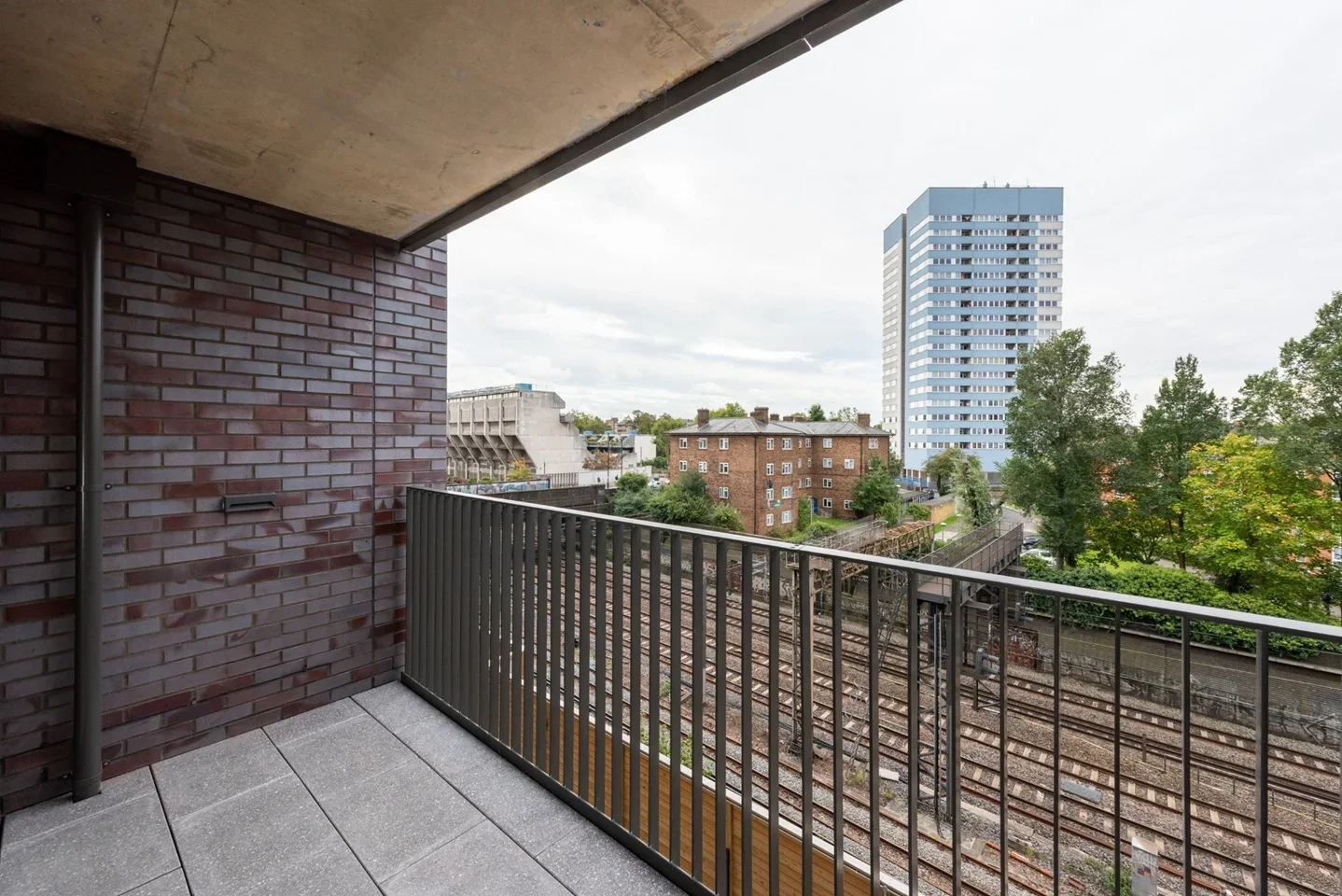 Flat Belsize Road in Greater London