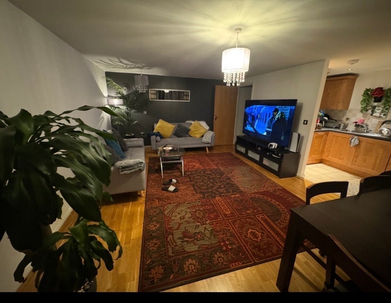 Room Lancing Road in Greater London