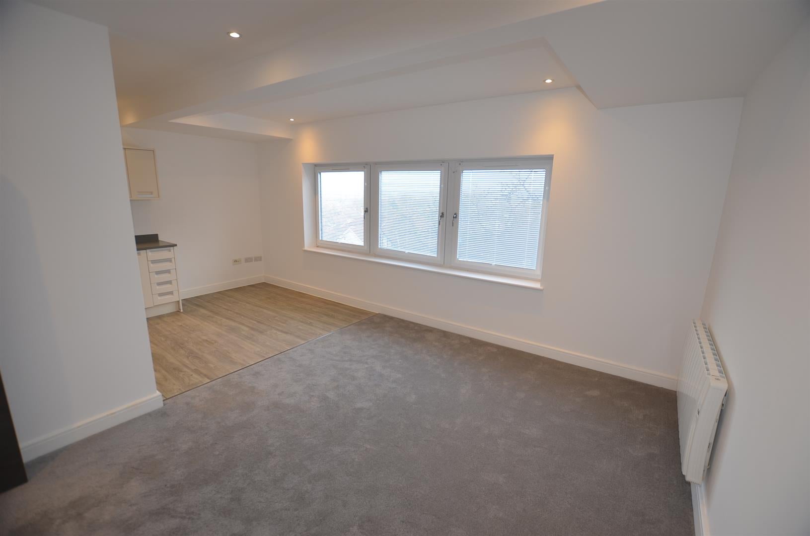 Flat Lonsdale Place in Derby