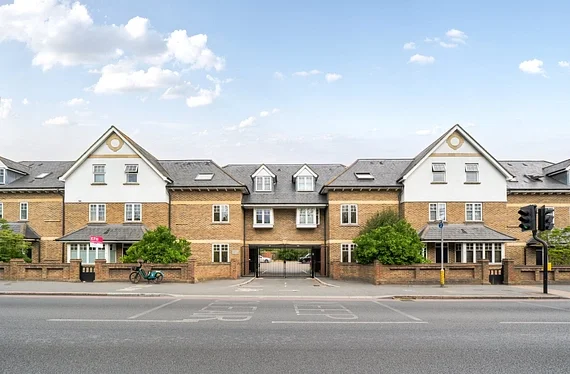 House Kingston Vale in Greater London