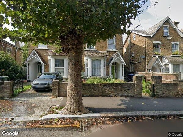 Flat St Mary's Road in Greater London