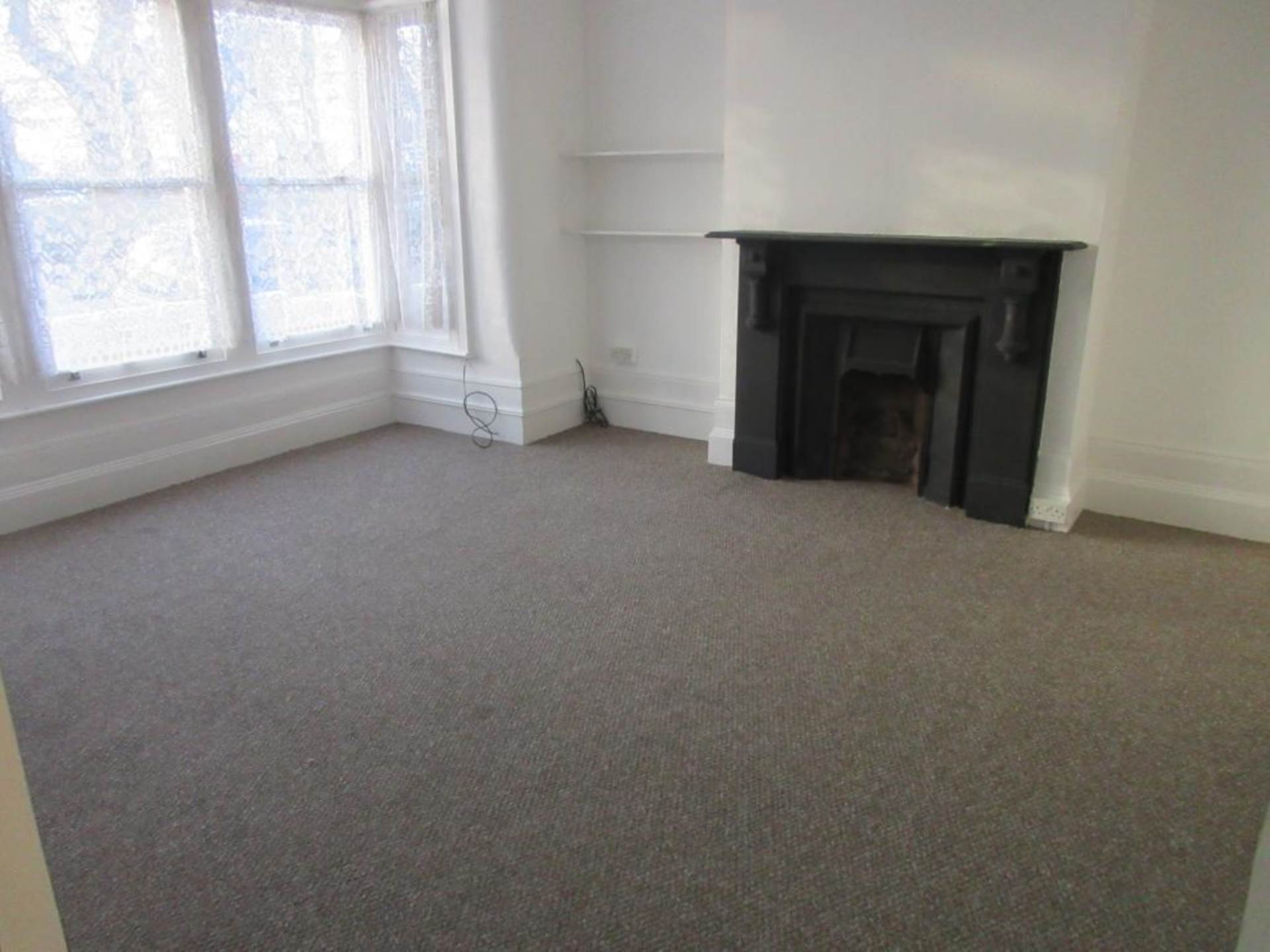 Room Southchurch Road in Southend-on-Sea