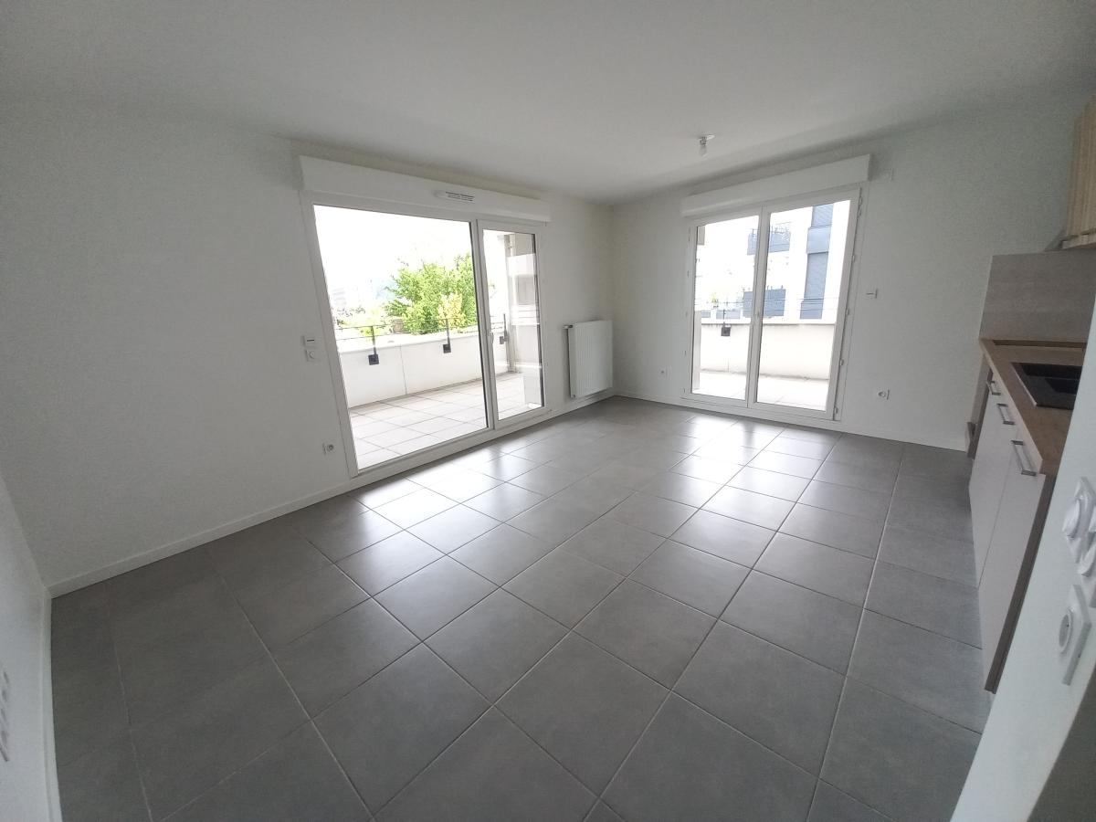 Flat Rue Firmin Robert in Le Pont-de-Claix