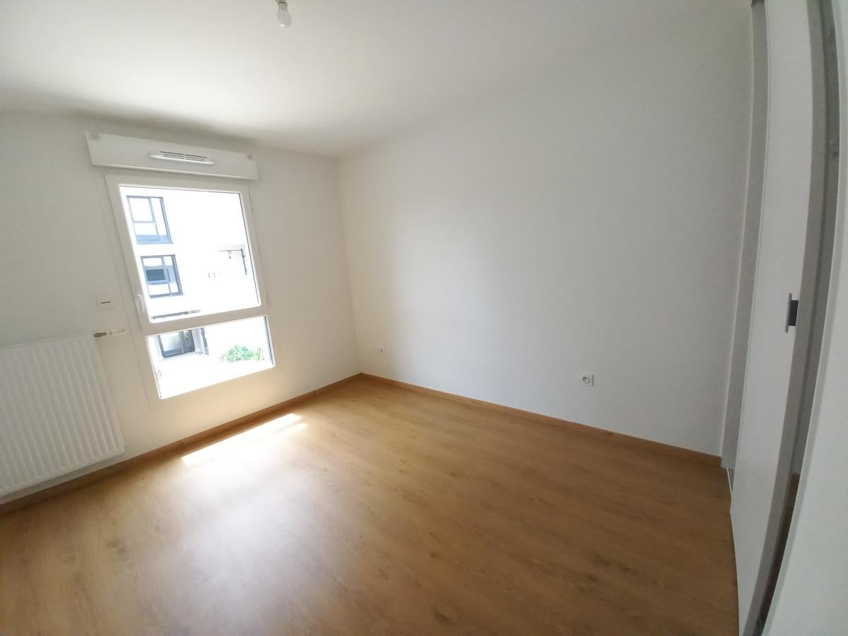 Flat Rue Firmin Robert in Le Pont-de-Claix