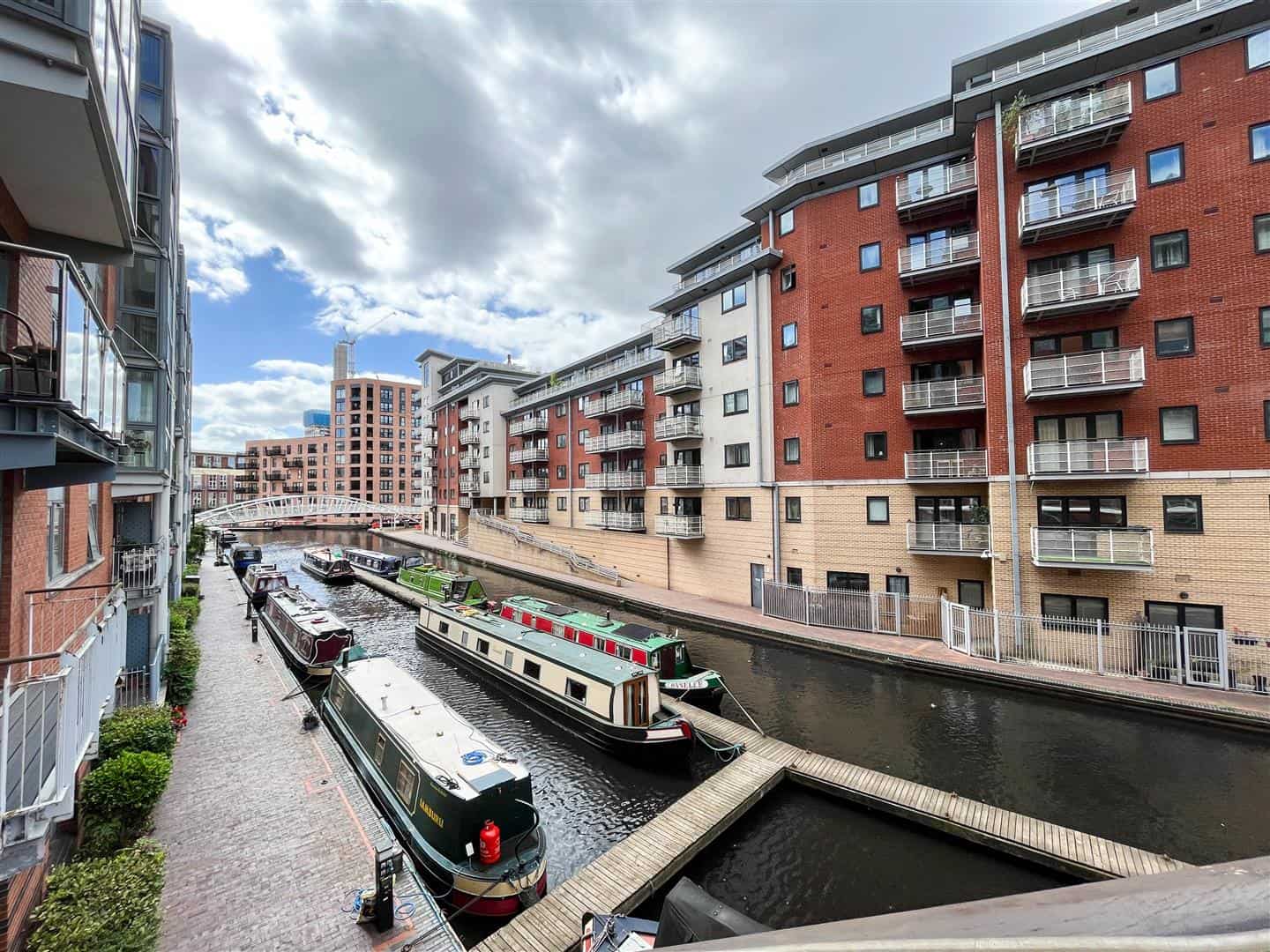 Flat Sheepcote Street (BUS GATE) in Birmingham