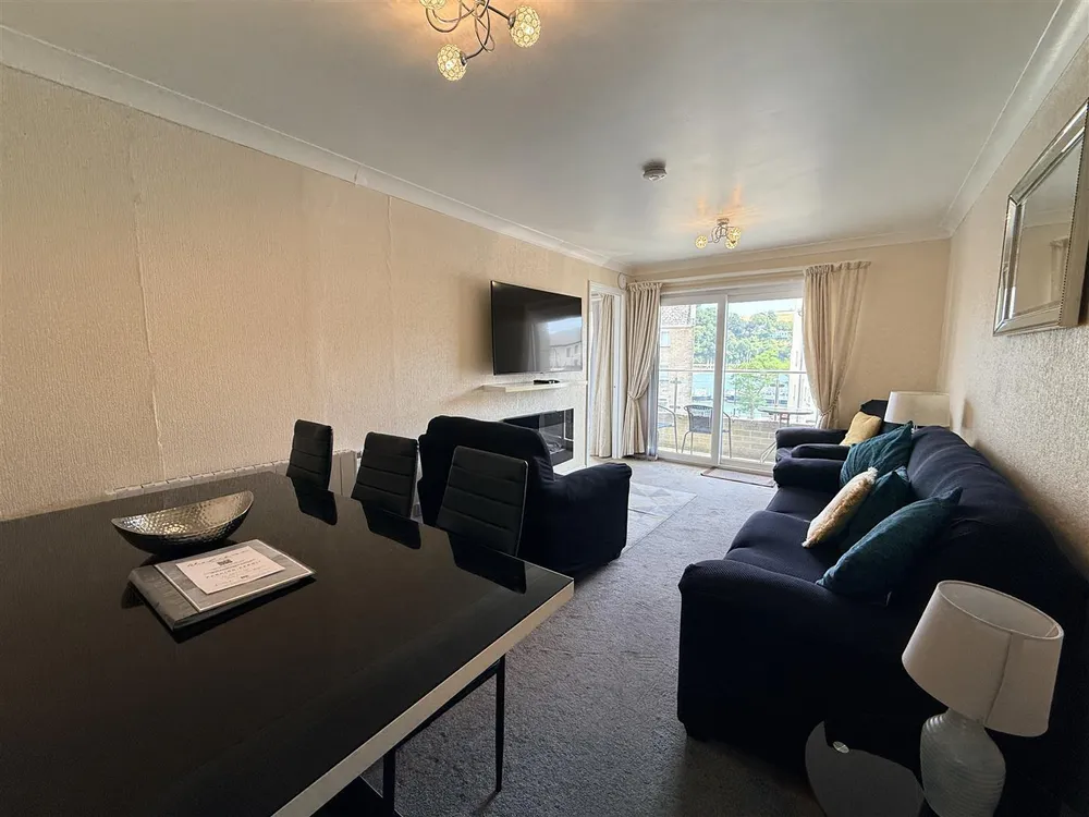 Flat Clarence Street in South Hams