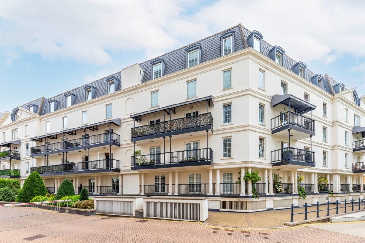 Flat Chelsea Harbour Drive in Greater London