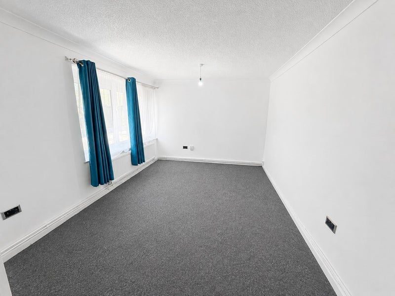 Flat Joyners Field in Harlow