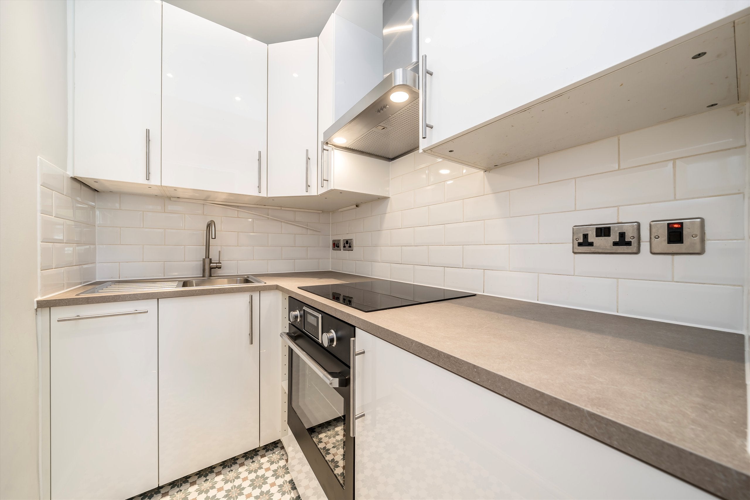 Flat Fulham Road in Greater London
