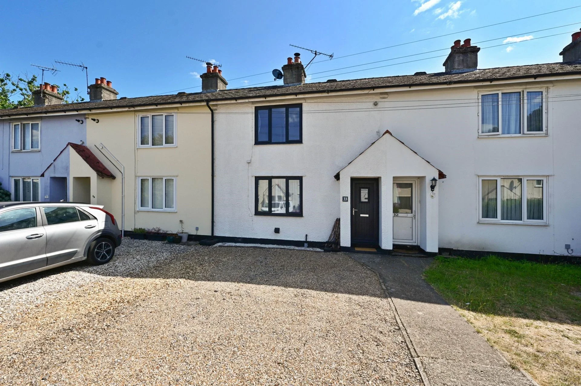 House Pinehurst Avenue in Rushmoor