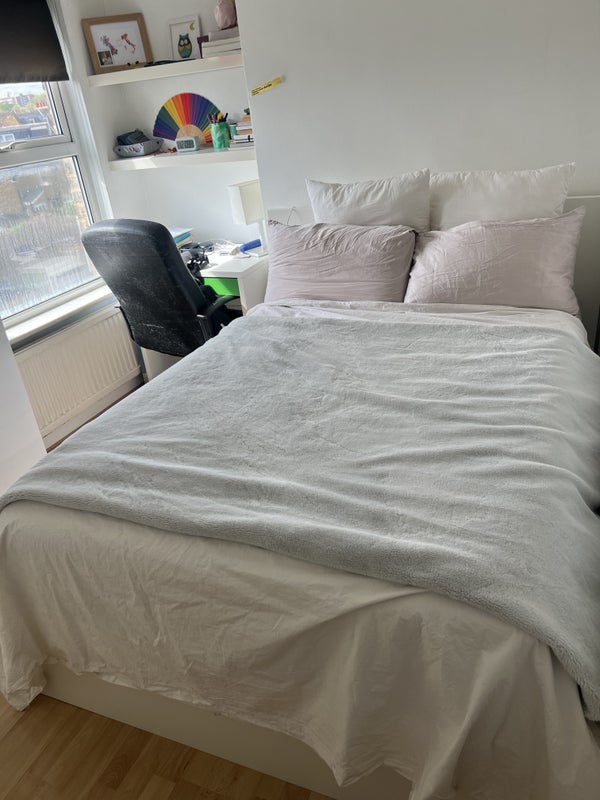Room Granville Road in Greater London