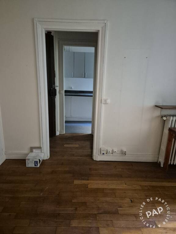 Flat Rue Duhesme in Paris