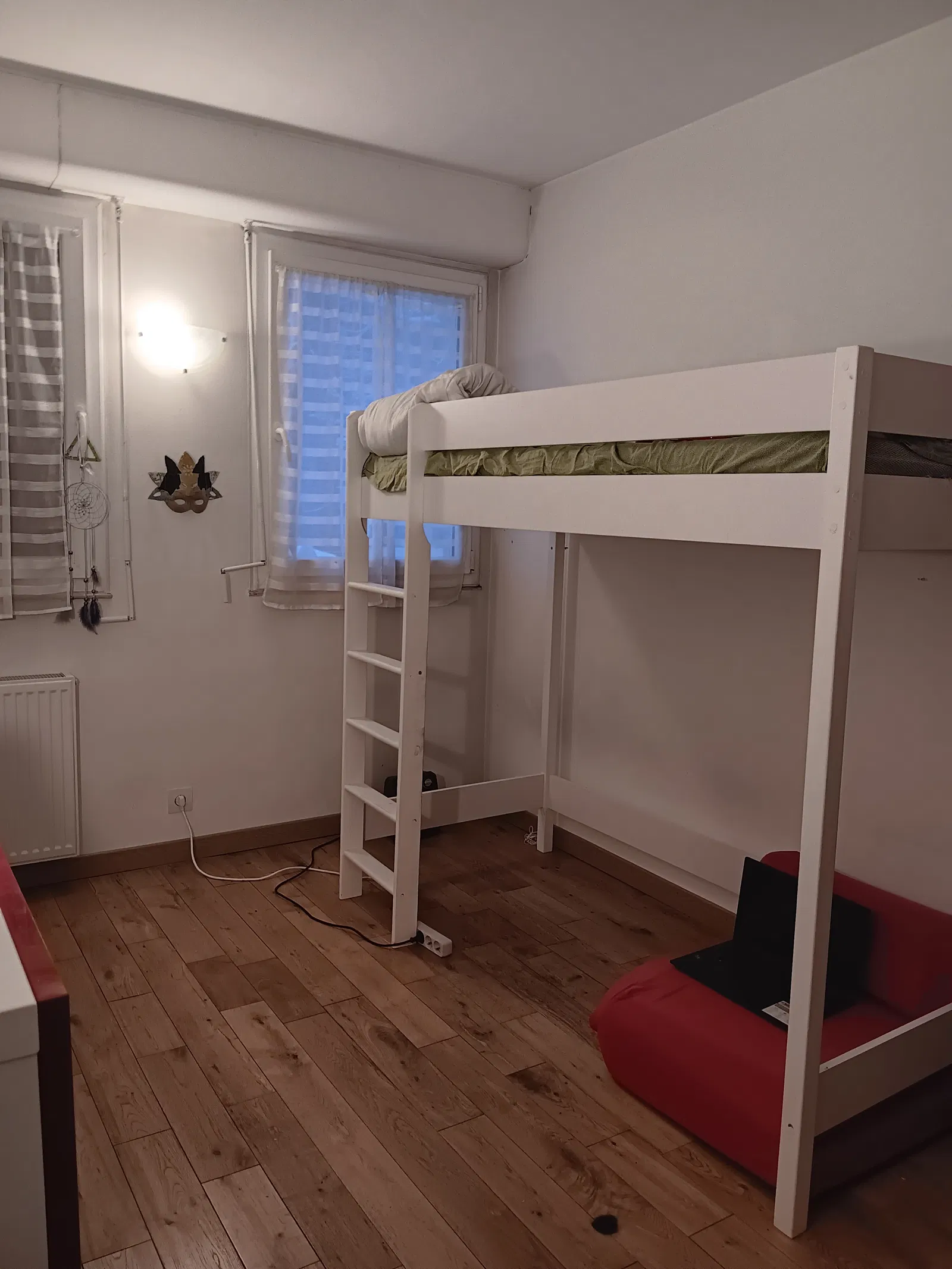 Room Avenue François Mansart in Maisons-Laffitte