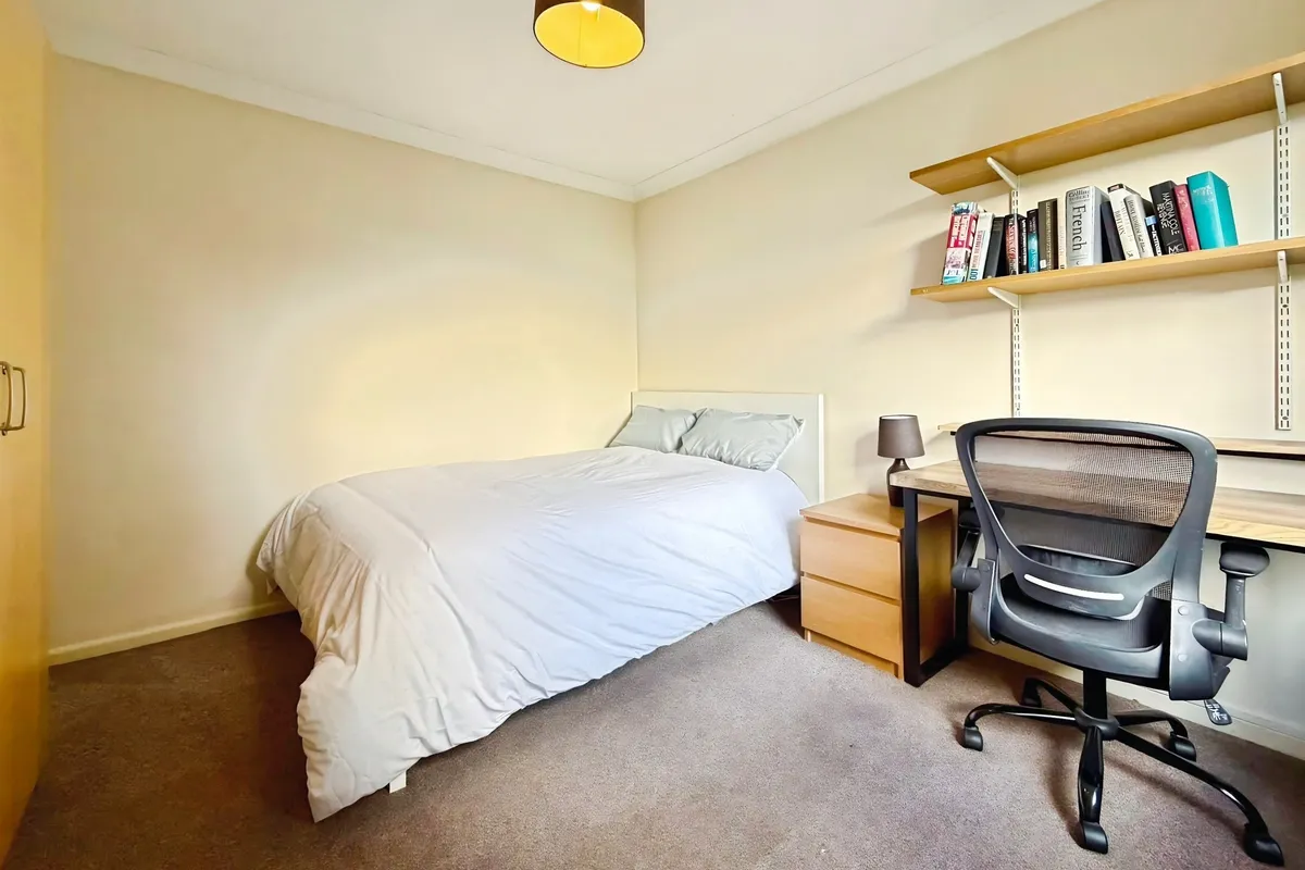 Room Wycliffe Road in Norwich