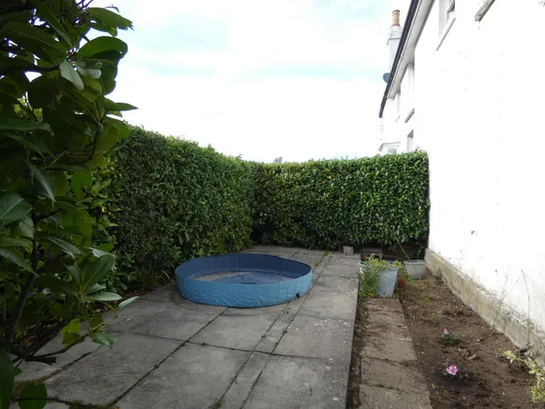 Flat Leggs Lane in Tunbridge Wells