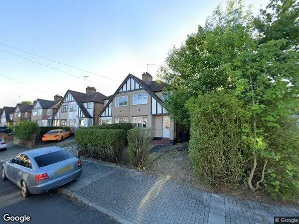 House Boxtree Lane in Greater London