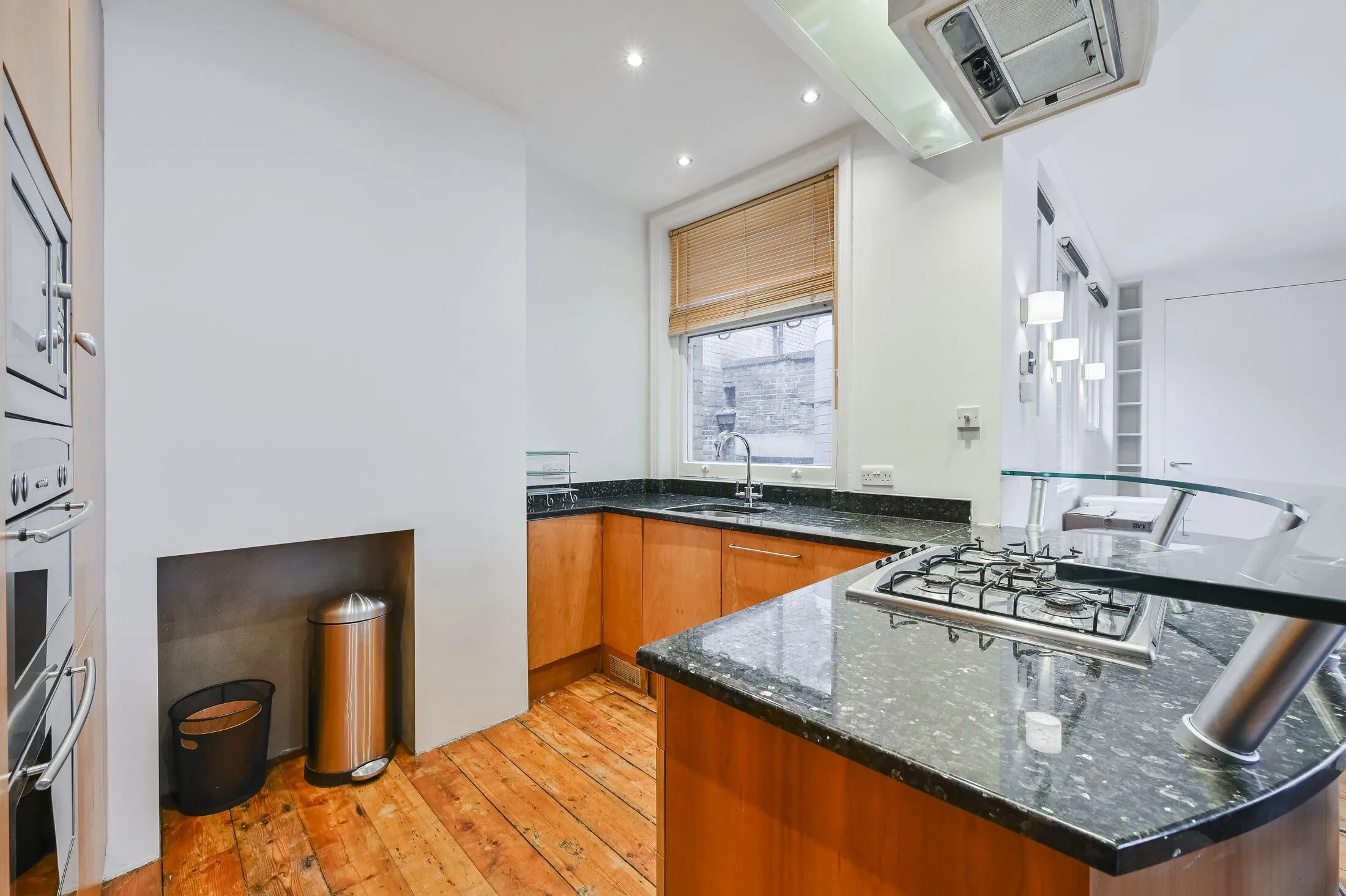 Flat Cranbourn Street in City of Westminster