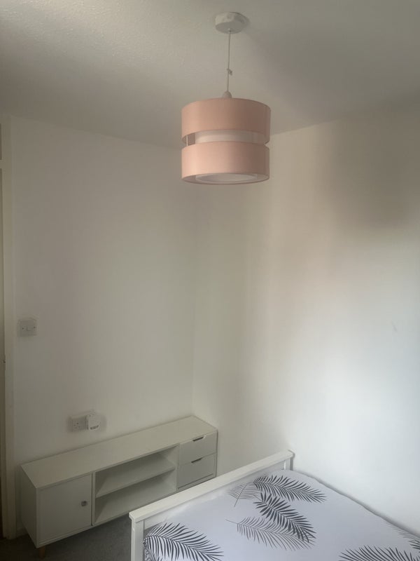 Room Canrobert Street in Greater London