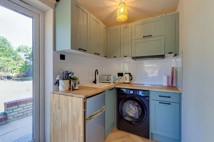 Room Barton Close in Cambridge