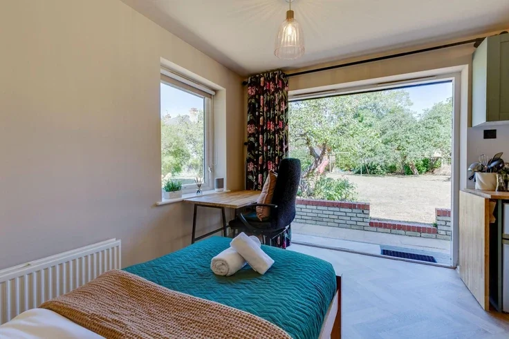 Room Barton Close in Cambridge