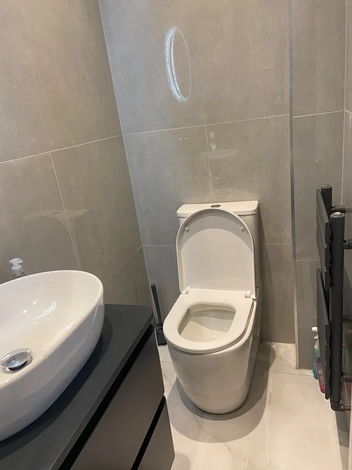 Flat Brockhurst Close in Greater London
