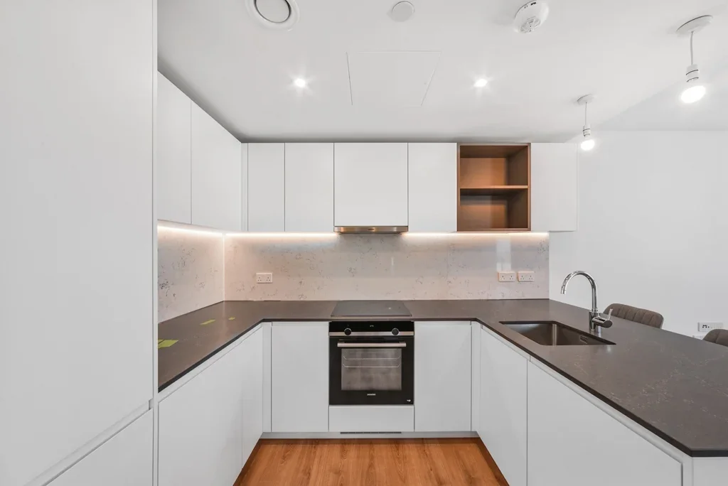 Flat Charter Street in Greater London