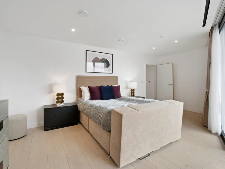 Flat Southwark Street in Greater London