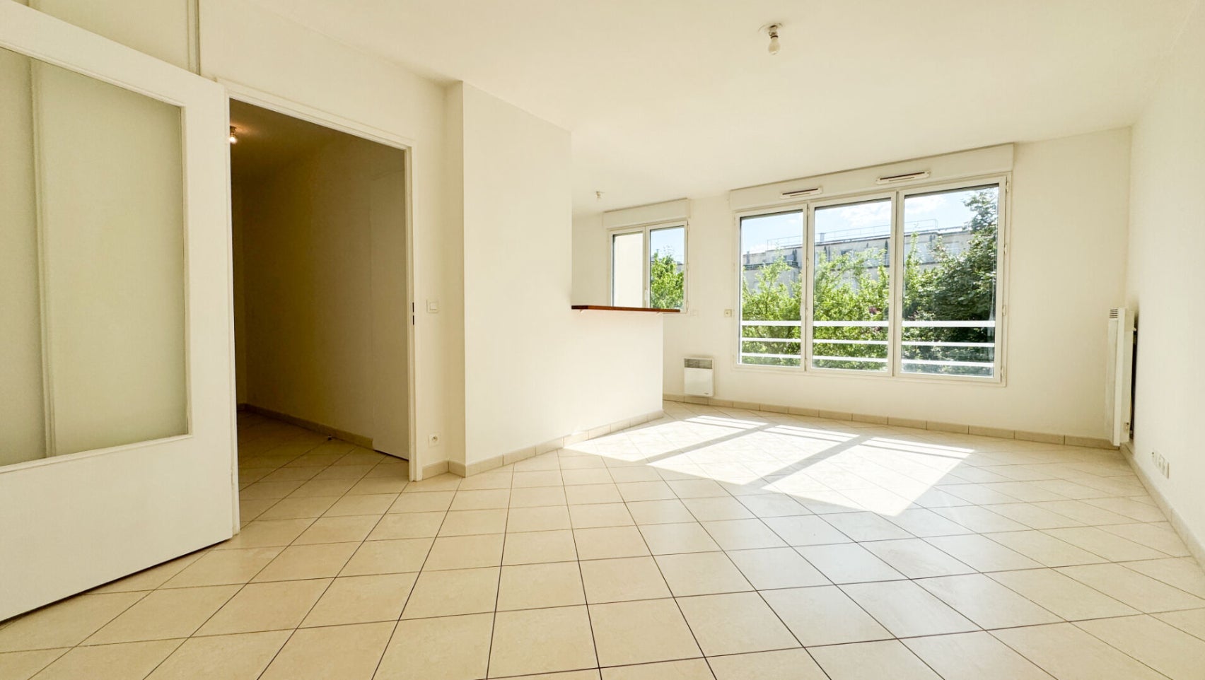 Appartement Place Léon Cassé à Corbeil-Essonnes