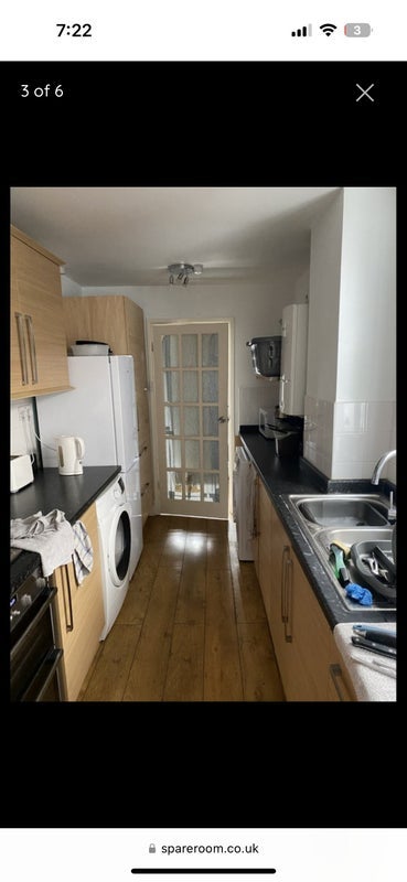 Room Whitchurch Place in Cardiff